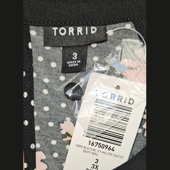 TORRID Plus Size Mini Studio Knit High Neck Floral Poka-Dot Skater Dress 3X - Picture 14 of 16